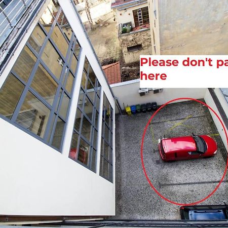Appartamento Ruterra Red Roofs View With Garage Praga Esterno foto