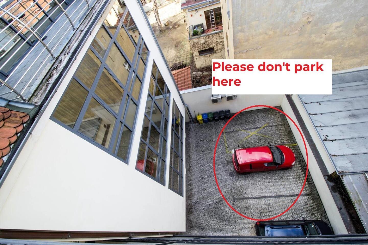 Appartamento Ruterra Red Roofs View With Garage Praga Esterno foto